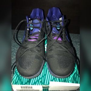 Nike Kyrie 3 Black Deep Royal Blue